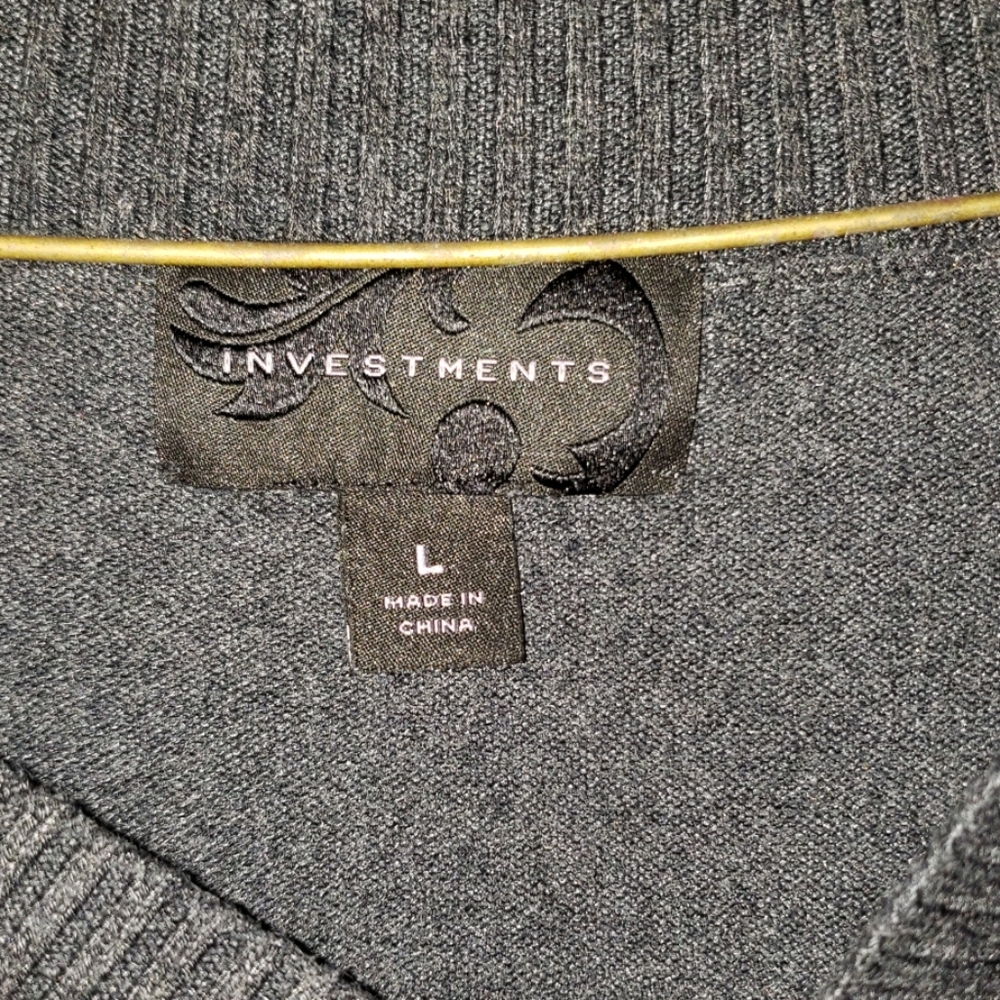 Sweater - Picture 2 of 2